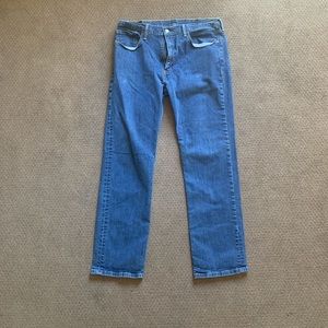 Levi’s 514 denim pants